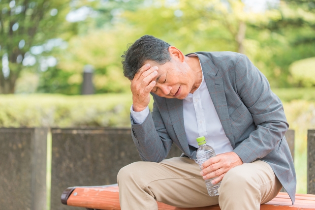 【医師が解説】男性更年期障害（LOH症候群）とは？やる気が出ない・疲れやすい方へ
