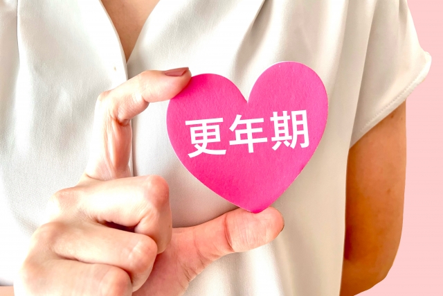 【医師が解説】女性更年期障害の診断の流れ｜症状だけでわかる？検査は必要？
